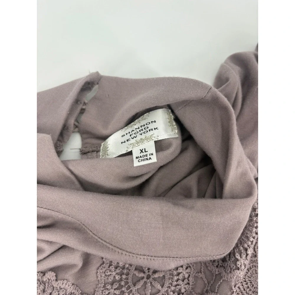 Lace Yoke Peplum Blouse - Dusty Mauve - Picture 3 of 6